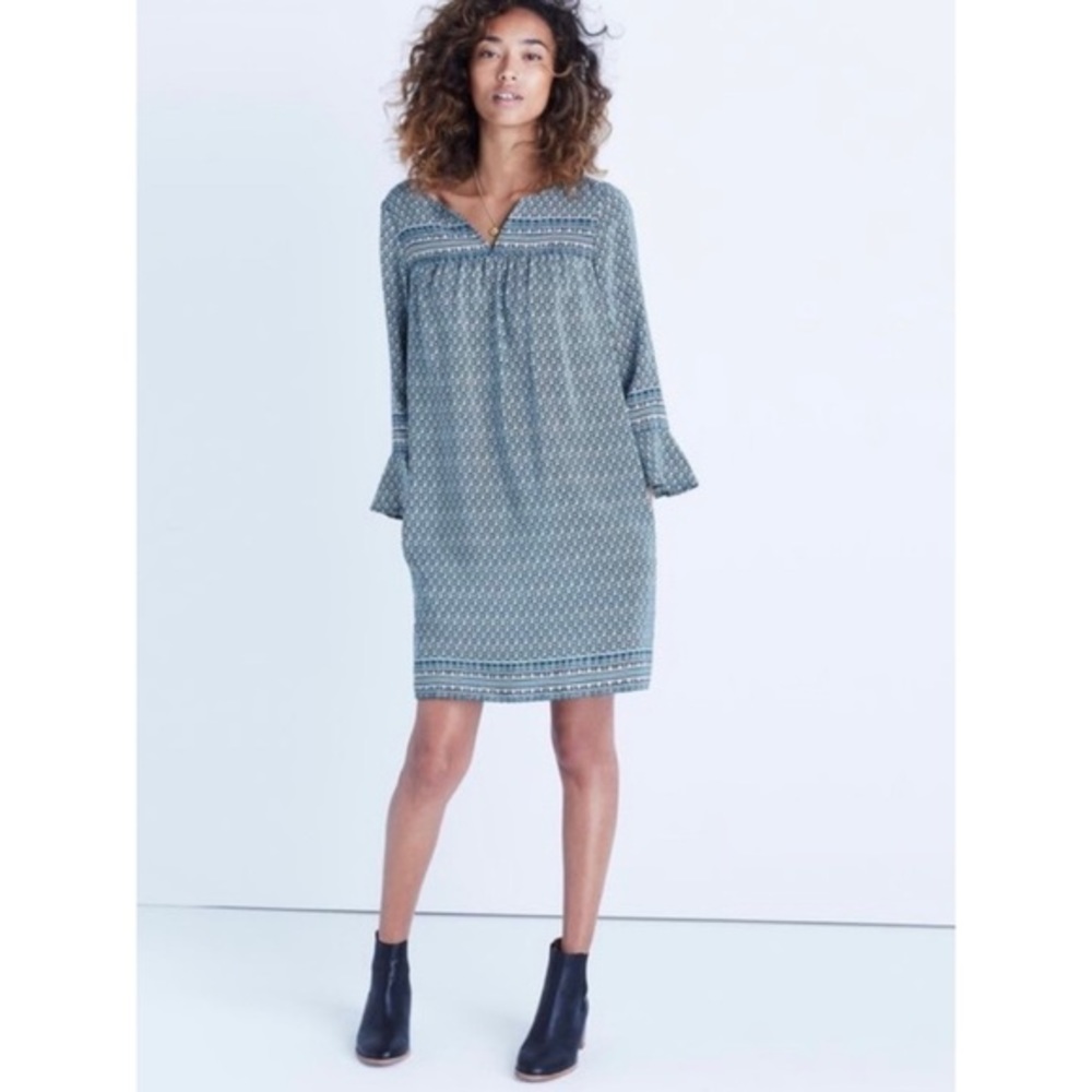 Madewell | Starland Bell-Sleeve Dress
